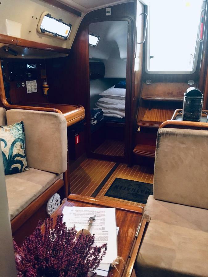 Segelyacht Botel BRE