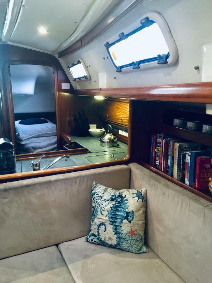 Botel Segelyacht BRE