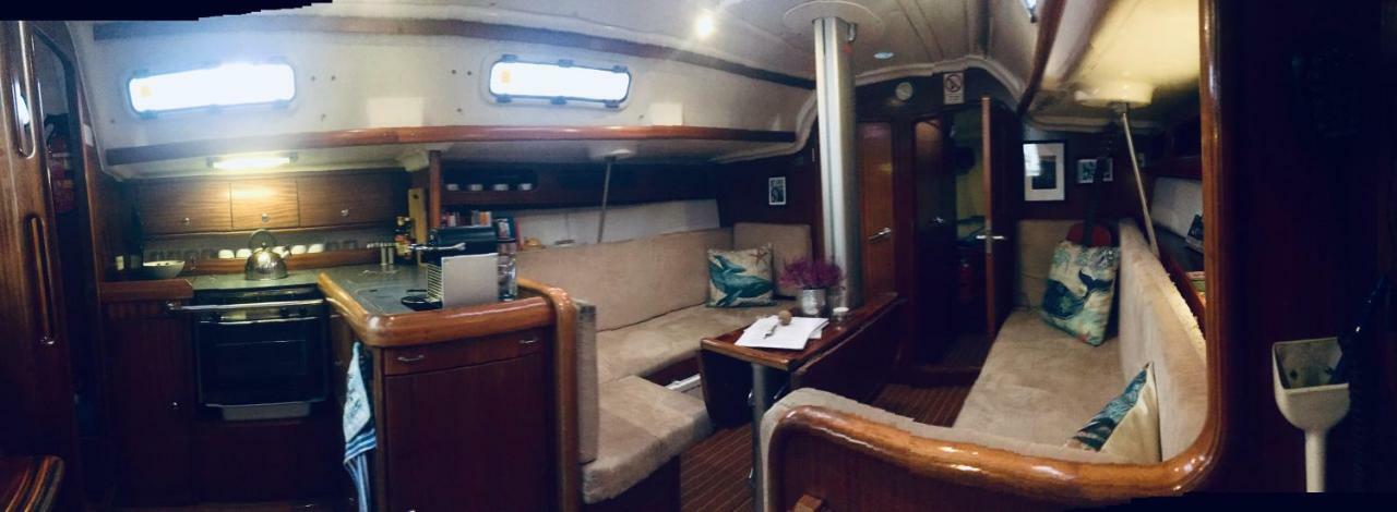 Segelyacht Botel BRE