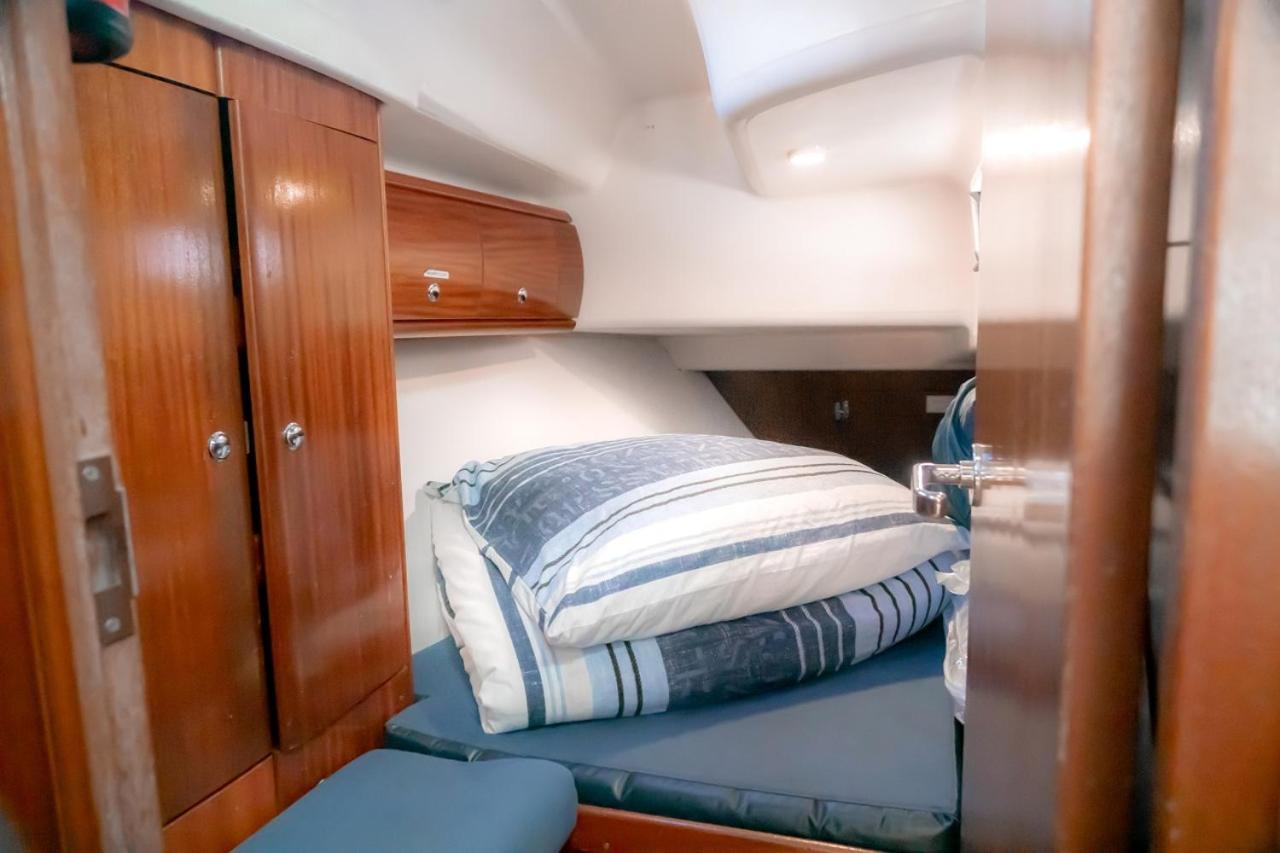 Segelyacht *