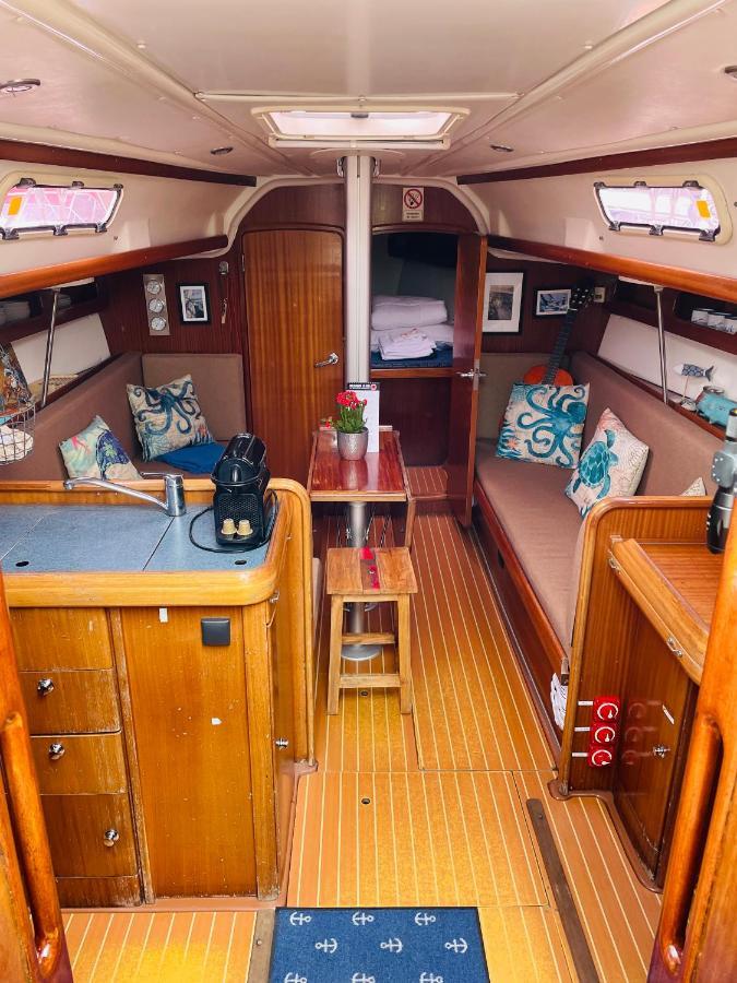Bateau-hôtel Segelyacht *