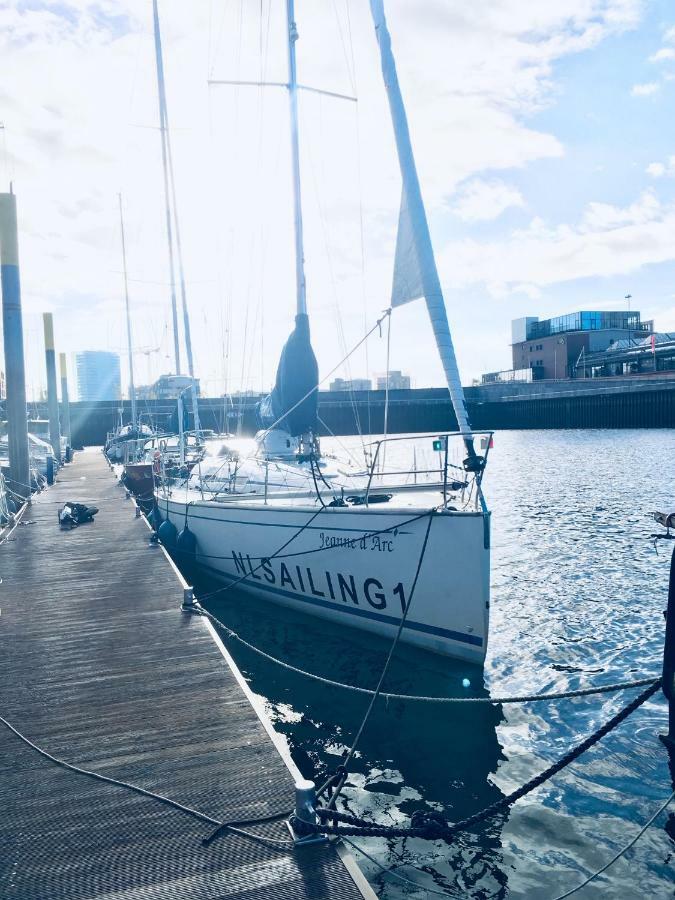 Segelyacht Bateau-hôtel
