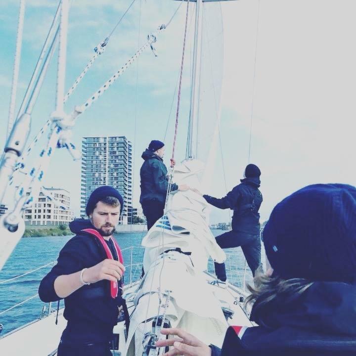Segelyacht *
