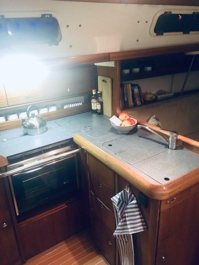 Segelyacht Botel *